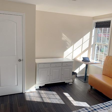 Sweet Bedroom Located Central Of Downtown Baltimore Buitenkant foto